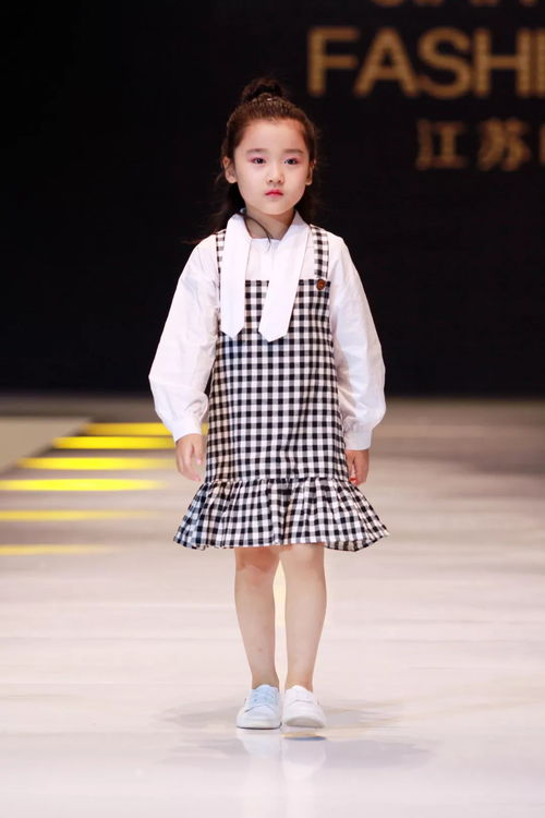 2019第二十屆江蘇省服裝節(jié)秀場(chǎng)直擊 時(shí)尚與產(chǎn)業(yè)的交響